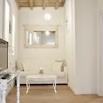Paradise Piazza Navona Campo De Fiori דירה רומא